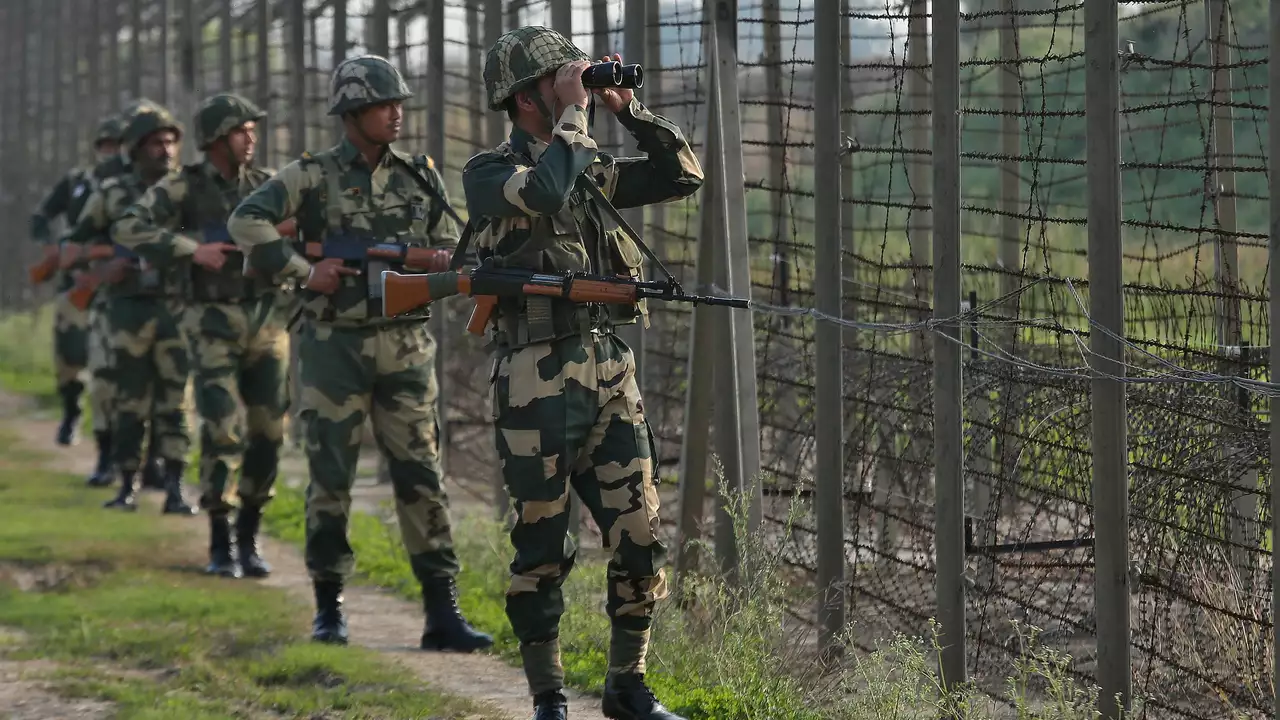 All gaps on India's border fences will be covered by 2022?